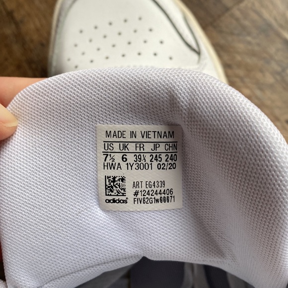 Adidas high top sneaker. - Picture 6 of 6